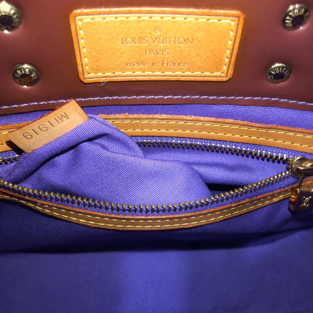 Louis Vuitton Monogram Vernis Reade PM - Picture 5 of 7